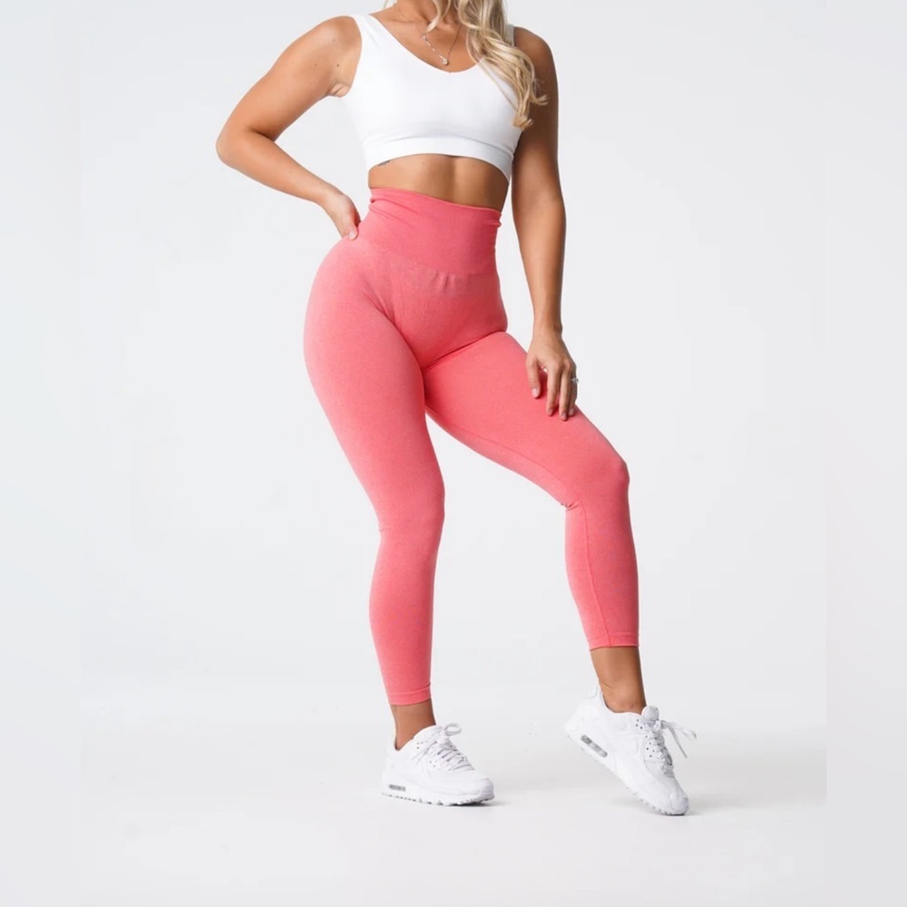 BNWOT NVGTN Coral NV Seamless Leggings size S